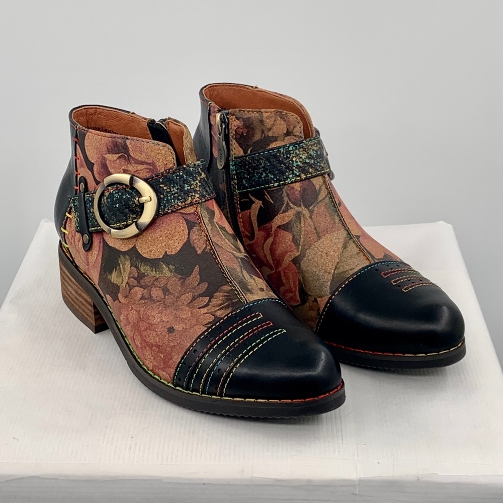 NWT L’Artiste by Spring Step Georgiana-Rose Women’s Hand Painted Ankle Booties